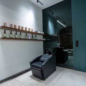 Photo from 80's barber & shop 2