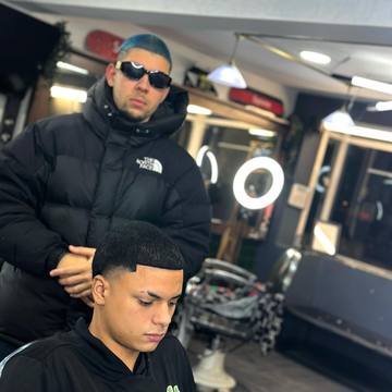 Photo from LP CUTZZ 4
